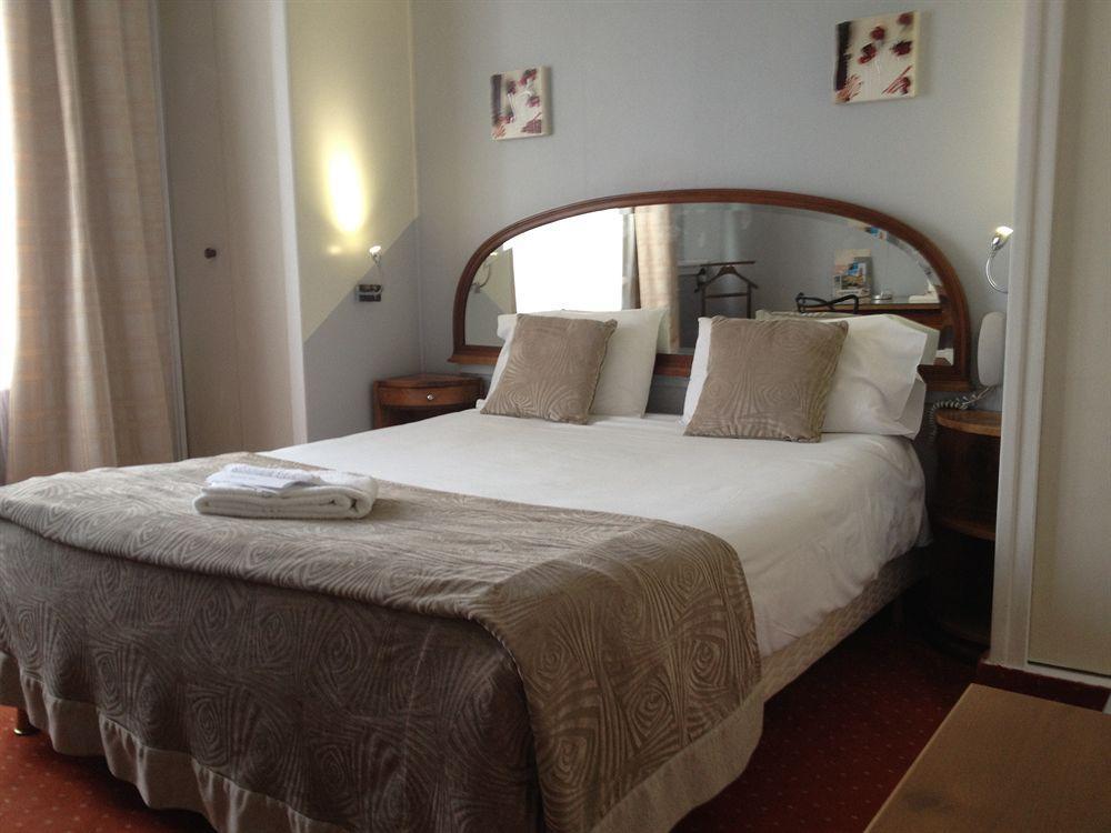 Hotel Raymond 4 Toulouse Eksteriør bilde